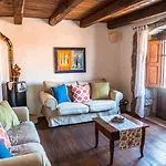 Bed & Breakfast The Templars 3*